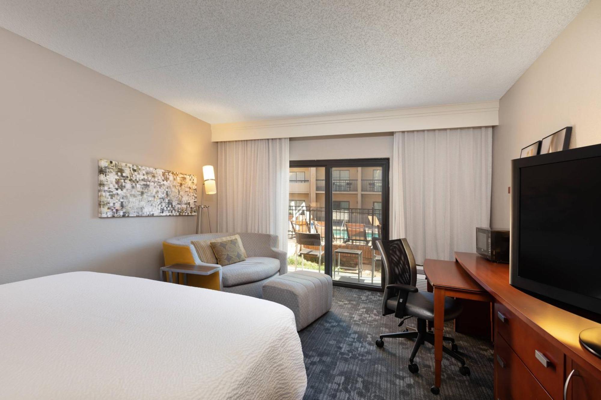 Courtyard By Marriott Dallas-Fort Worth/Bedford Dış mekan fotoğraf